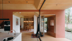 House of  Rasing the Umbrella / Chaoffice