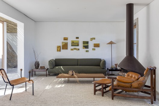 Damata House / Melina Romano Damata House / Melina Romano - Interior Photography, Living Room, Sofa, Chair