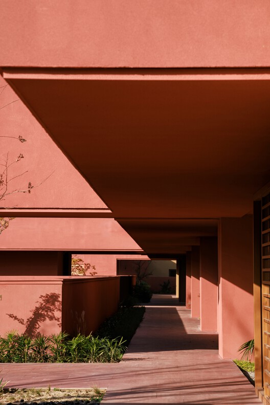 Jiashan Dayun Landison Manor / HB ARCHITECTS + NATURE TIME ART Jiashan Dayun Landison Manor / HB ARCHITECTS + NATURE TIME ART - Image 9 of 36