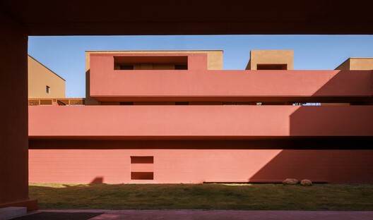 Jiashan Dayun Landison Manor / HB ARCHITECTS + NATURE TIME ART Jiashan Dayun Landison Manor / HB ARCHITECTS + NATURE TIME ART - Image 15 of 36