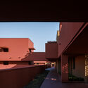 Jiashan Dayun Landison Manor   / HB ARCHITECTS + NATURE TIME ART - Hotels
