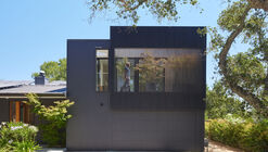 Portola Valley Home  / Schwartz and Architecture