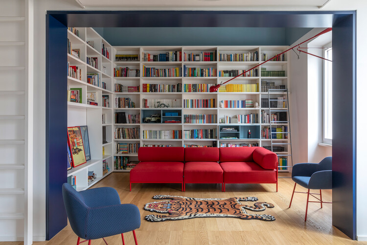 A12 Apartment / DKA