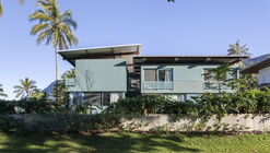 House on the Northern Coast of Sao Paulo  / André Vainer Arquitetos