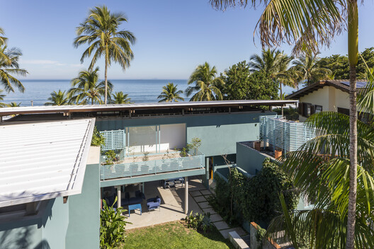 House on the Northern Coast of Sao Paulo / André Vainer Arquitetos House on the Northern Coast of Sao Paulo / André Vainer Arquitetos - Image 12 of 24