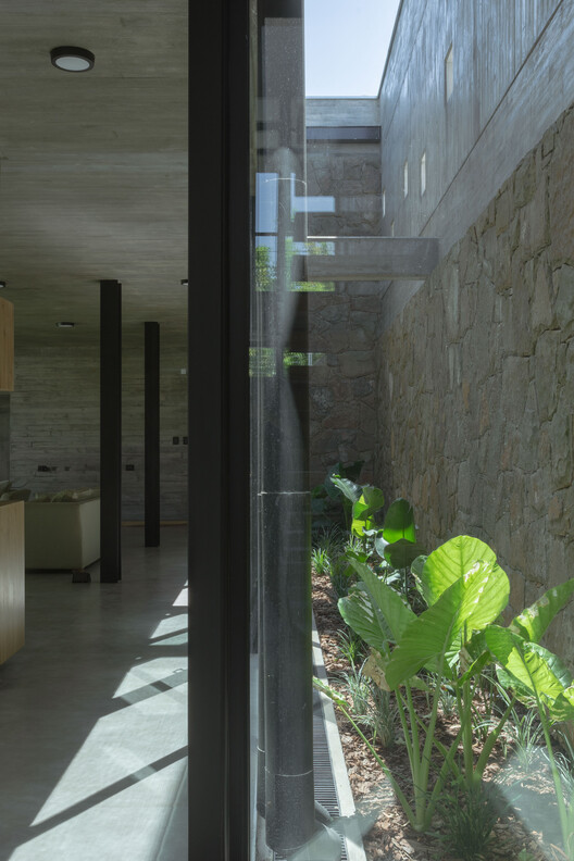 H1 House / Genovesi Arquitectos H1 House / Genovesi Arquitectos - Interior Photography, Concrete