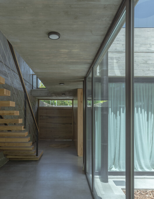 H1 House / Genovesi Arquitectos H1 House / Genovesi Arquitectos - Image 6 of 32