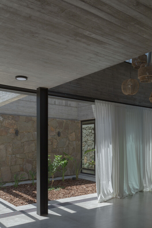 H1 House / Genovesi Arquitectos H1 House / Genovesi Arquitectos - Interior Photography, Concrete