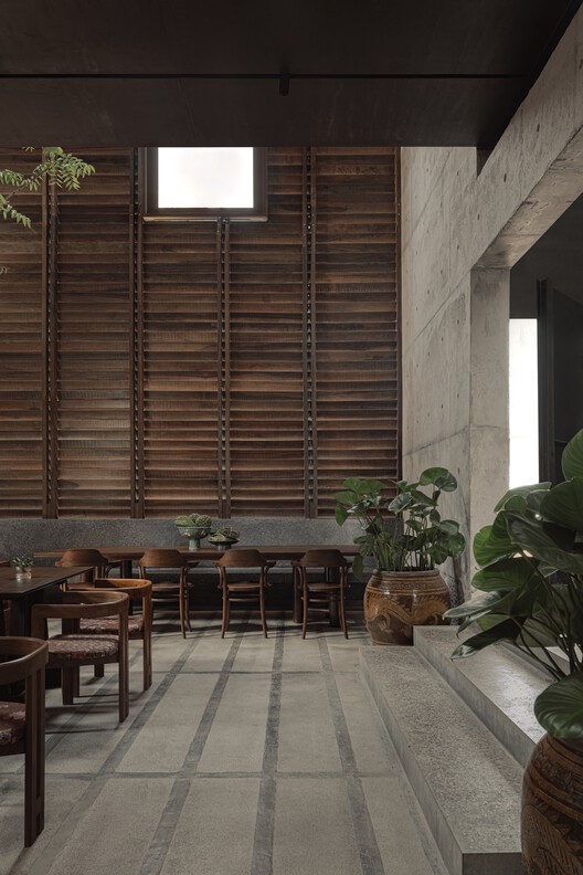 Waankarn Restaurant / Studio Locomotive Waankarn Restaurant / Studio Locomotive - Image 7 of 21
