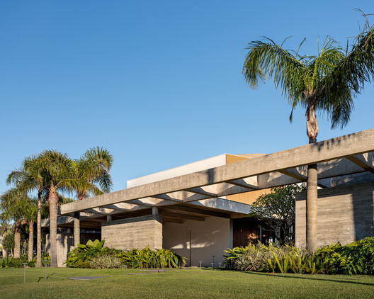 Zimbro House / Stemmer Rodrigues Arquitetura Zimbro House / Stemmer Rodrigues Arquitetura - Image 6 of 32