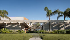 Zimbro House / Stemmer Rodrigues Arquitetura