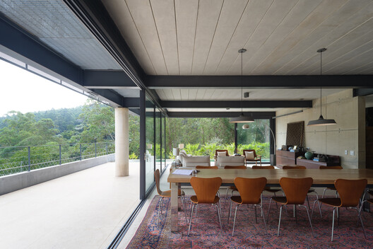 House in Santana do Parnaíba / GRUPOSP House in Santana do Parnaíba / GRUPOSP - Interior Photography, Dining room, Chair, Glass, Beam