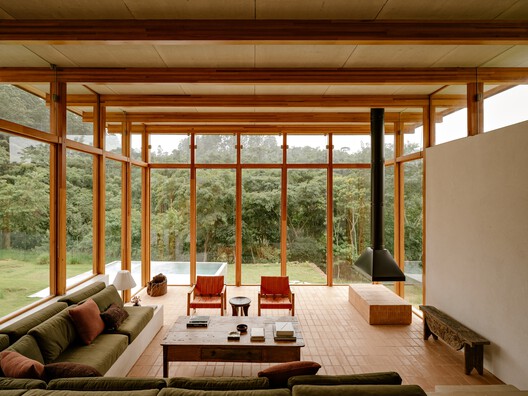 Yoshi House / AR Arquitetos Yoshi House / AR Arquitetos - Interior Photography, Living Room, Wood, Beam, Chair