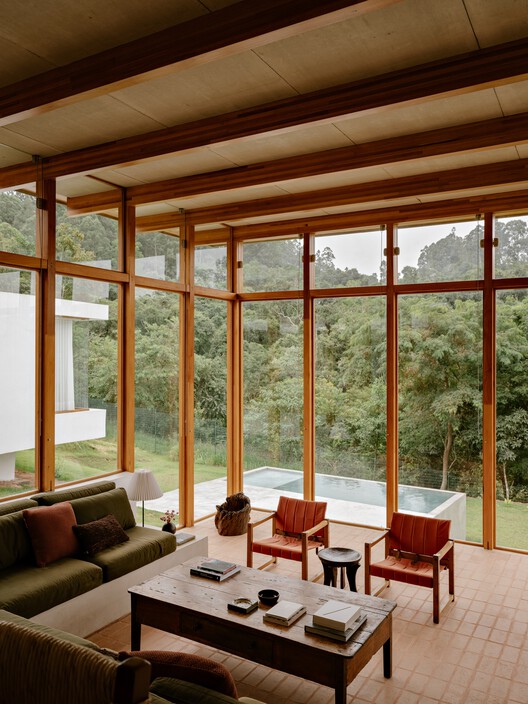 Yoshi House / AR Arquitetos Yoshi House / AR Arquitetos - Interior Photography, Living Room, Wood, Chair, Glass