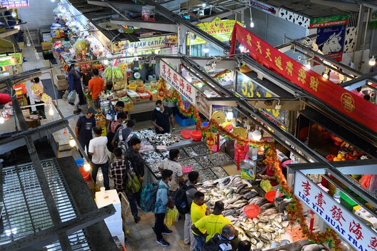 The Public Kitchen: How Asian Markets Turn Eating Into Civic Life The Public Kitchen: How Asian Markets Turn Eating Into Civic Life - Image 2 of 17