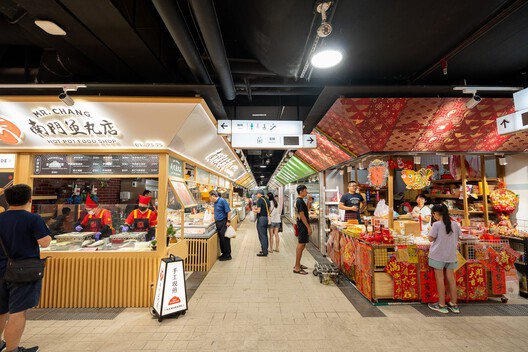 The Public Kitchen: How Asian Markets Turn Eating Into Civic Life The Public Kitchen: How Asian Markets Turn Eating Into Civic Life - Image 15 of 17