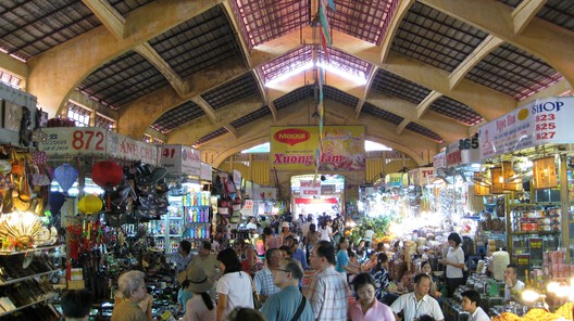 The Public Kitchen: How Asian Markets Turn Eating Into Civic Life The Public Kitchen: How Asian Markets Turn Eating Into Civic Life - Image 6 of 17