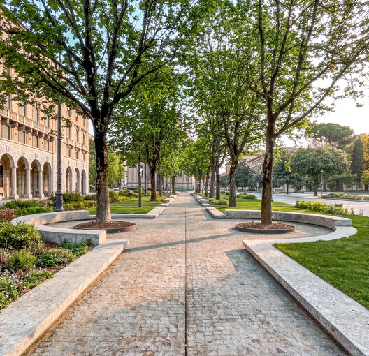 Centro Piacentiniano / CN10 architetti Centro Piacentiniano / CN10 architetti - Exterior Photography, Garden, Arcade, Column, Courtyard