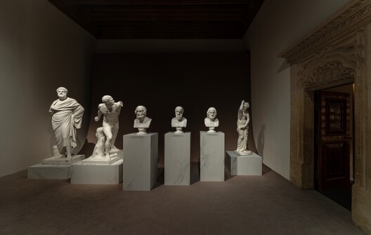 Antiquity exhibition at Wawel castle / NArchitekTURA Antiquity exhibition at Wawel castle / NArchitekTURA - Interior Photography