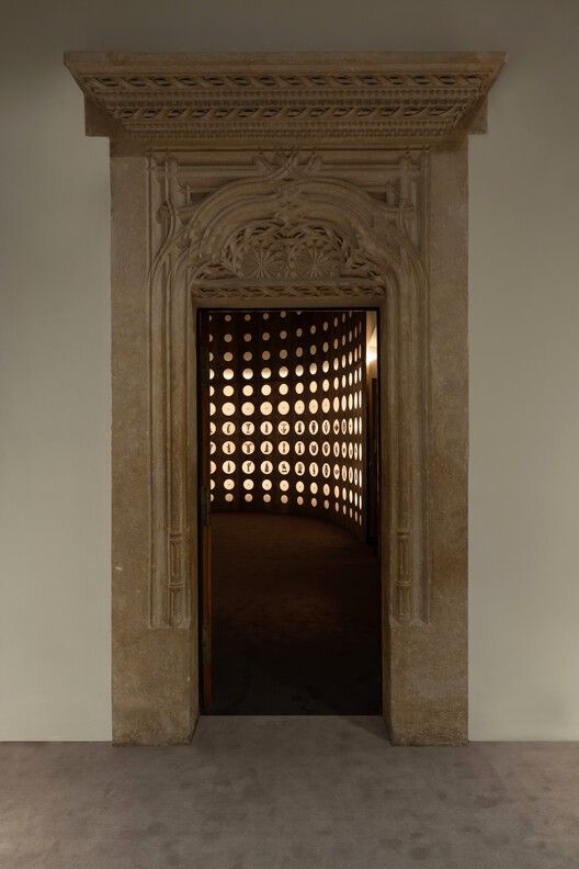 Antiquity exhibition at Wawel castle / NArchitekTURA Antiquity exhibition at Wawel castle / NArchitekTURA - Image 10 of 19