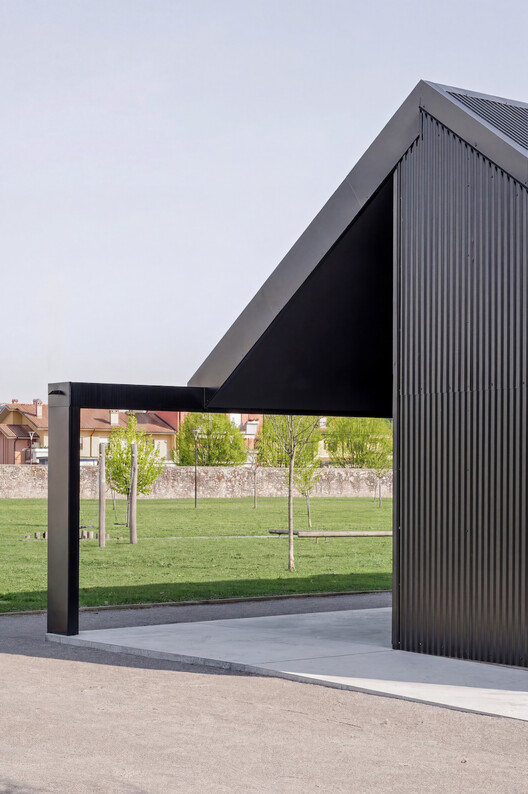 Pavilion in Brolo Park / CN10 architetti Pavilion in Brolo Park / CN10 architetti - Image 7 of 34