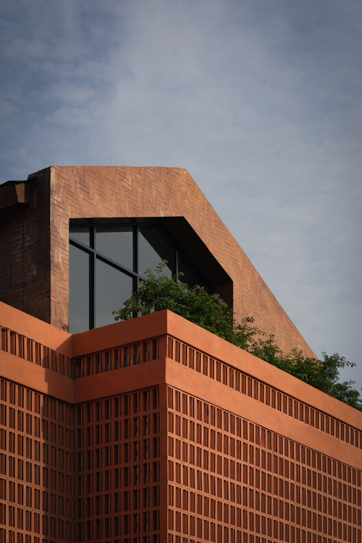 B Nesta Residence / UOS Architecture Studio B Nesta Residence / UOS Architecture Studio - Exterior Photography