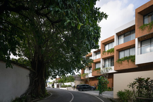 B Nesta Residence / UOS Architecture Studio B Nesta Residence / UOS Architecture Studio - Exterior Photography