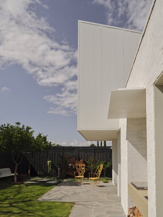 Maribyrnong I House / Studio Ceravolo Maribyrnong I House / Studio Ceravolo - Exterior Photography, Concrete, Courtyard