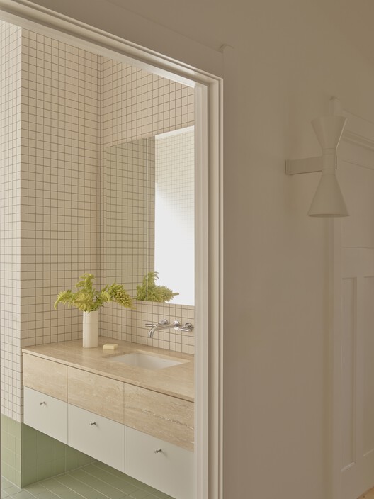 Maribyrnong I House / Studio Ceravolo Maribyrnong I House / Studio Ceravolo - Interior Photography, Bathroom, Glass, Sink