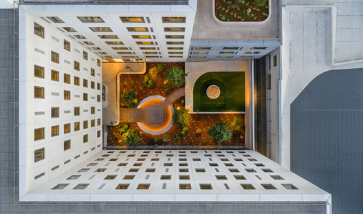 Lina Bo Bardi's First Exhibition in China and GXN's Reclaimed-Material Community Space: This Week's Review Lina Bo Bardi's First Exhibition in China and GXN's Reclaimed-Material Community Space: This Week's Review - Image 1 of 9