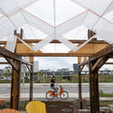 Lina Bo Bardi's First Exhibition in China and GXN's Reclaimed-Material Community Space: This Week's Review - Imagem 4 de 4