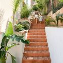 Casa Arlo / Luis Royon Barea y Andreu Arévalo Llàcer - Fotografía exterior, Casas, Jardín, Escaleras, Barandas