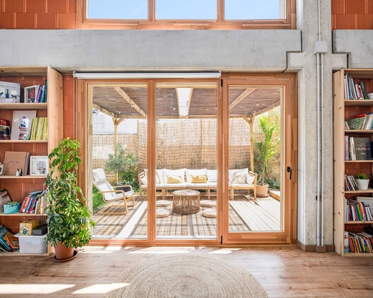 Arlo House / Luis Royon Barea and Andreu Arévalo Llàcer Arlo House / Luis Royon Barea and Andreu Arévalo Llàcer - Interior Photography, Wood, Beam