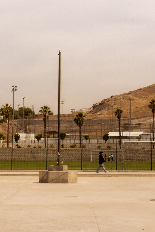 Abejas Sports and Recreation Center / border arquitectos Abejas Sports and Recreation Center / border arquitectos - Exterior Photography