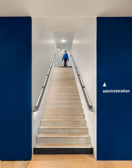 Construction of a Media Library and Redesign of a Music School in Sarlat-la-Canéda / Dominique Coulon & associés Construction of a Media Library and Redesign of a Music School in Sarlat-la-Canéda / Dominique Coulon & associés - Interior Photography, Stairs, Handrail