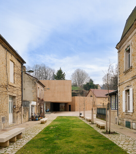 Construction of a Media Library and Redesign of a Music School in Sarlat-la-Canéda / Dominique Coulon & associés - Exterior Photography, Concrete