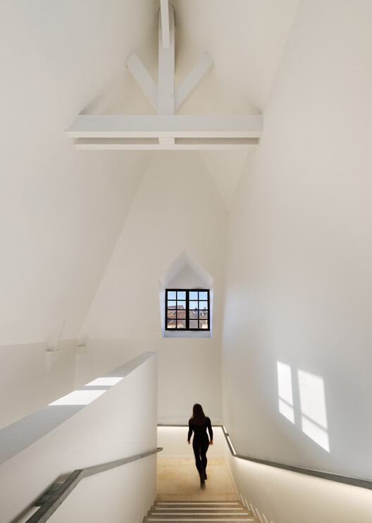 Construction of a Media Library and Redesign of a Music School in Sarlat-la-Canéda / Dominique Coulon & associés Construction of a Media Library and Redesign of a Music School in Sarlat-la-Canéda / Dominique Coulon & associés - Interior Photography, Stairs, Wood
