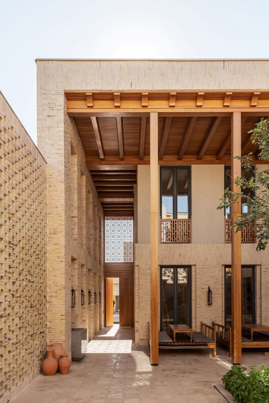 Between Memory and Matter: Inside the Work of Uzbekistan's ARC Architects Between Memory and Matter: Inside the Work of Uzbekistan's ARC Architects - Image 6 of 28