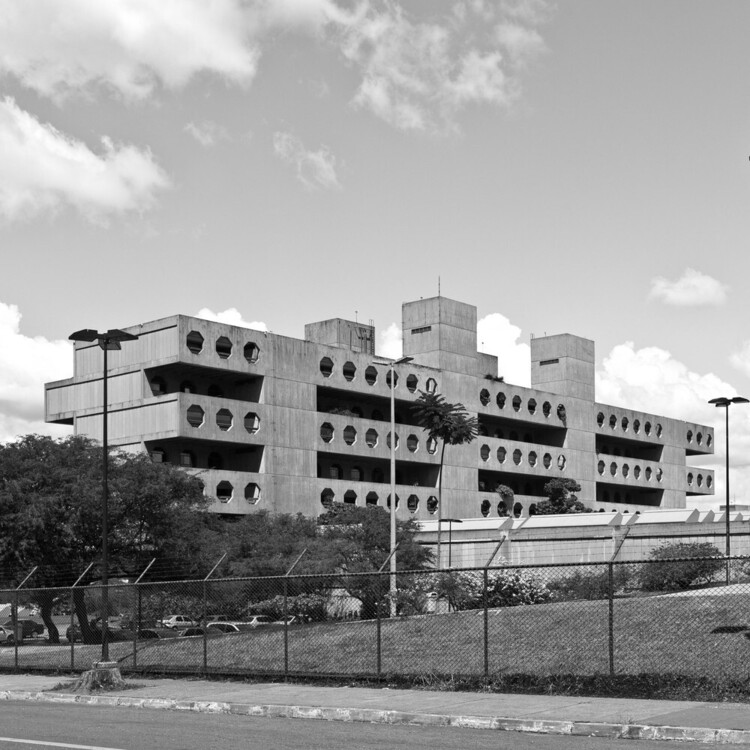 How Labor Shortages Are Reshaping Architecture - Image 2 of 8