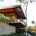 Forest House / Lucas Gonçalves Arquitetura - Exterior Photography, Houses, Courtyard, Beam, Balcony