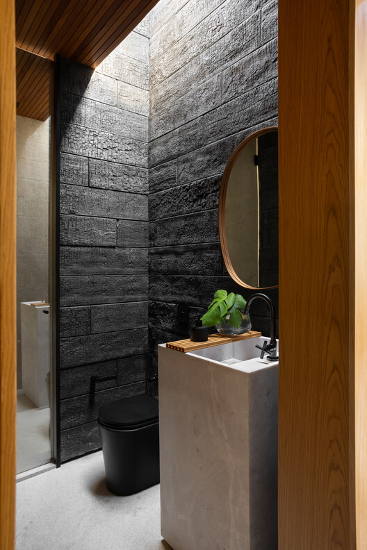 Forest House / Lucas Gonçalves Arquitetura - Image 23 of 28