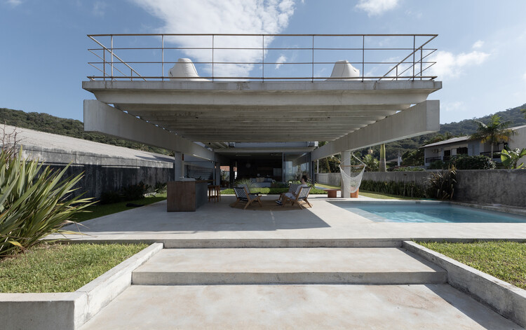 Guaratuba House / Estúdio 41