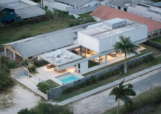 Guaratuba House / Estúdio 41 - Image 19 of 35