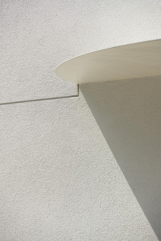 São João Pharmacy / Tsou Arquitectos São João Pharmacy / Tsou Arquitectos - Image 27 of 35