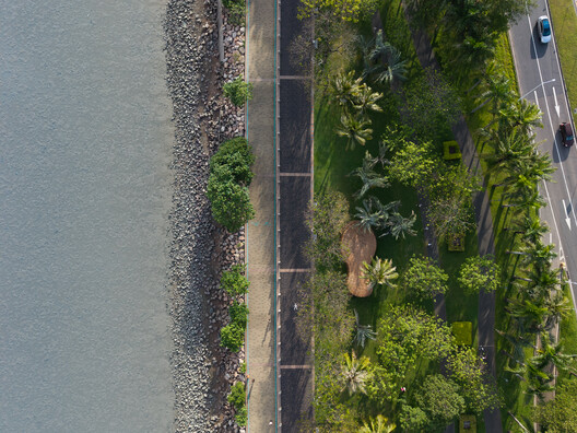 A Leaf Canopy by the Sea / Studio 10 A Leaf Canopy by the Sea / Studio 10 - Exterior Photography