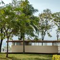  A Leaf Canopy by the Sea / Studio 10 - Retail Interiors