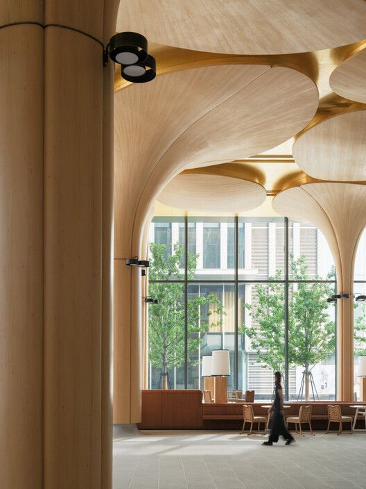 Ouse Fashion Lobby / say architects Ouse Fashion Lobby / say architects - Interior Photography, Wood, Column, Glass