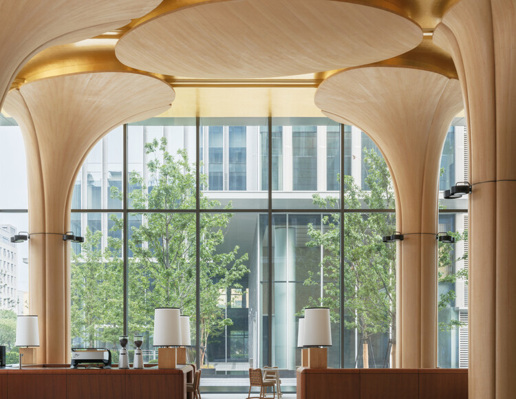 Ouse Fashion Lobby / say architects