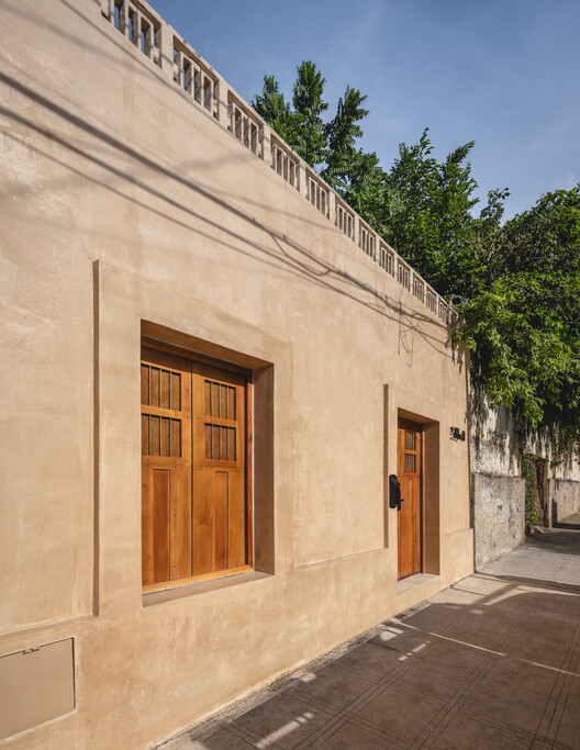 Hermitage House C70 / ASMD Taller Arquitectura Hermitage House C70 / ASMD Taller Arquitectura - Exterior Photography, Wood, Door, Concrete