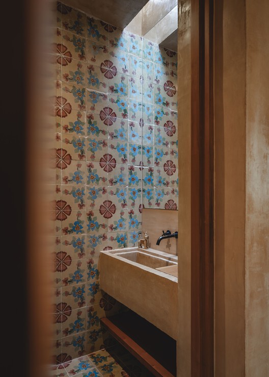 Hermitage House C70 / ASMD Taller Arquitectura Hermitage House C70 / ASMD Taller Arquitectura - Interior Photography, Bathroom, Sink